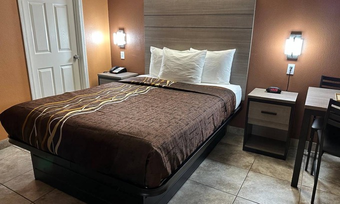 Victorville Hotel | 32 m² Motel ∙ 127 guests