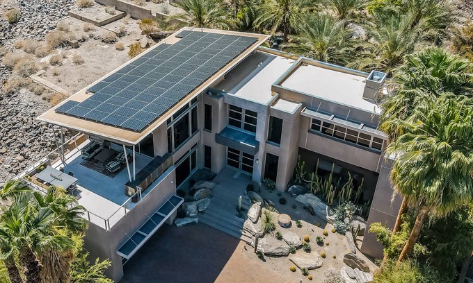 The Mesa House | 326 m² House ∙ 3 bedrooms ∙ 6 guests