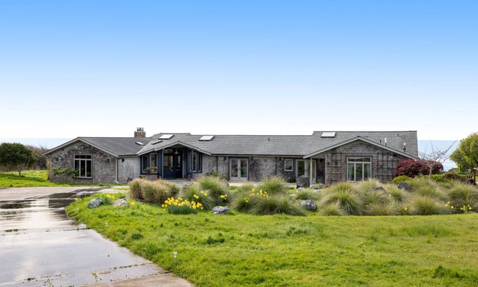 Mendocino House | 344 m² House ∙ 4 bedrooms ∙ 7 guests