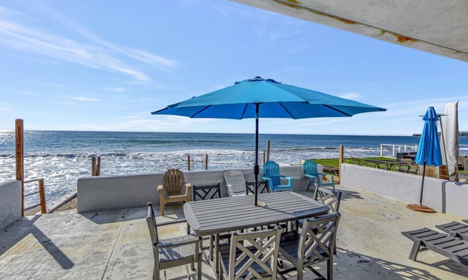 Capistrano Beach Apartment | 35061 Beach Road George