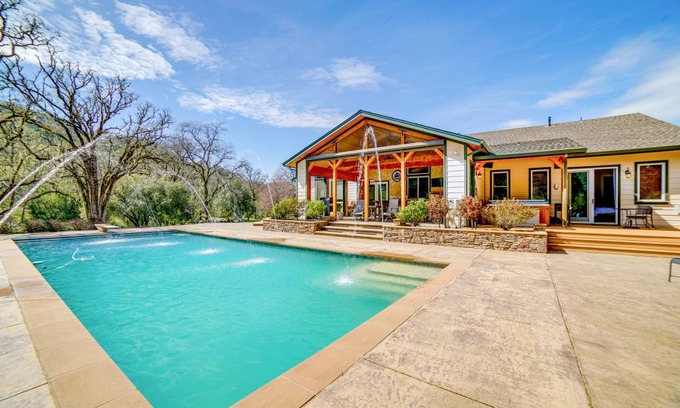 California Wine Country Villa | 363 m² Villa ∙ 2 bedrooms ∙ 6 guests