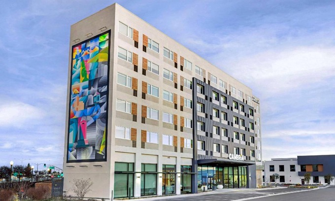 Burbank Hotel | 37 m² Hotel ∙ 127 guests