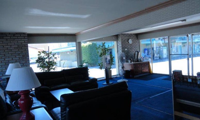 North Hills East Hotel | 42 m² Motel ∙ 4 guests