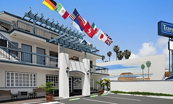 Beach Barber Tract Hotel | 46 m² Hotel ∙ 8 guests