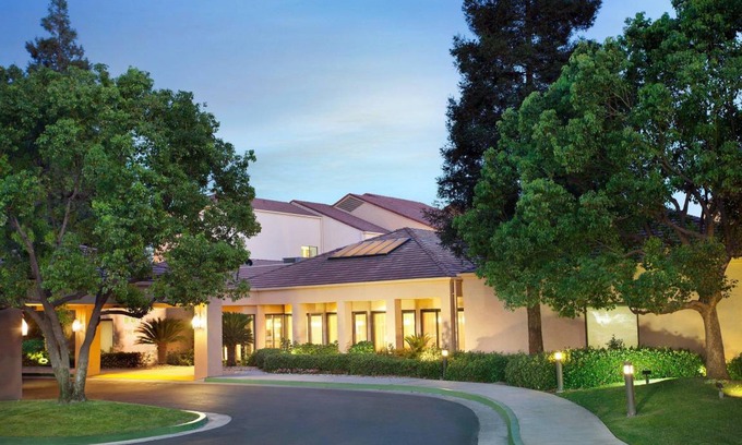 Bakersfield Hotel | 48 m² Hotel ∙ 127 guests
