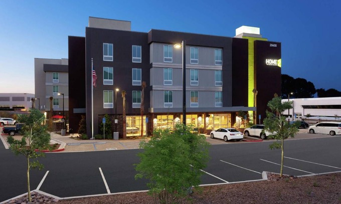 Temecula Hotel | 52 m² Hotel ∙ 127 guests