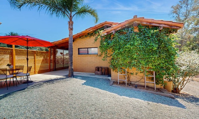 Valley Center House | 56 m² House ∙ 1 bedroom ∙ 4 guests