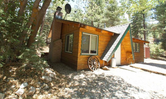 Fawnskin House | 61 m² House ∙ 2 bedrooms ∙ 6 guests