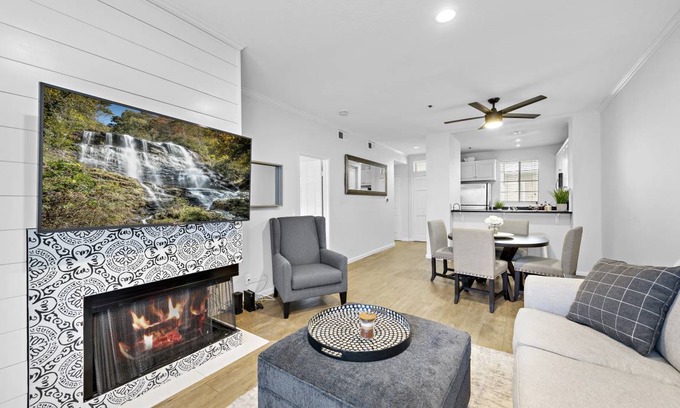 Huntington Beach Condo | 71 m² Condo ∙ 1 bedroom ∙ 2 guests