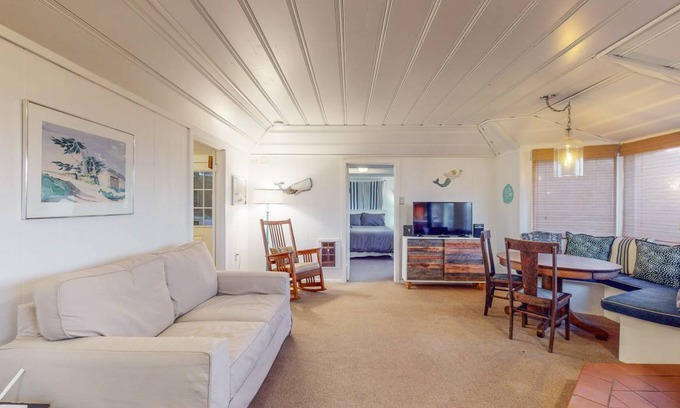 Salmon Creek House | 73 m² House ∙ 2 bedrooms ∙ 6 guests