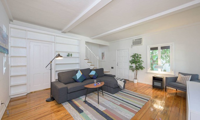 Beverly Hills Apartment | 74 m² Apartment ∙ 2 bedrooms ∙ 4 guests