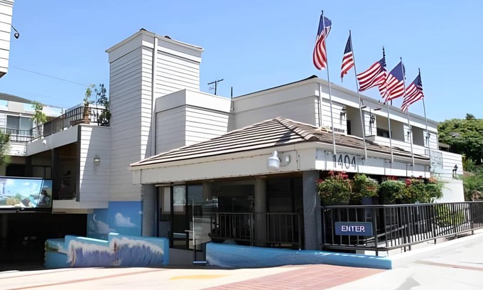 Laguna Beach Hotel | 74 m² Hotel ∙ 127 guests