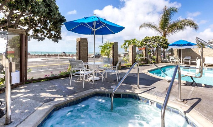 Capistrano Beach Resort | 75 m² Resort ∙ 2 bedrooms ∙ 6 guests