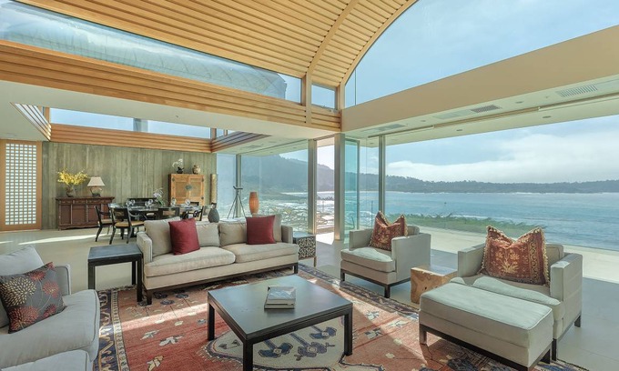 Carmel Meadows House | 771 m² House ∙ 6 bedrooms ∙ 14 guests