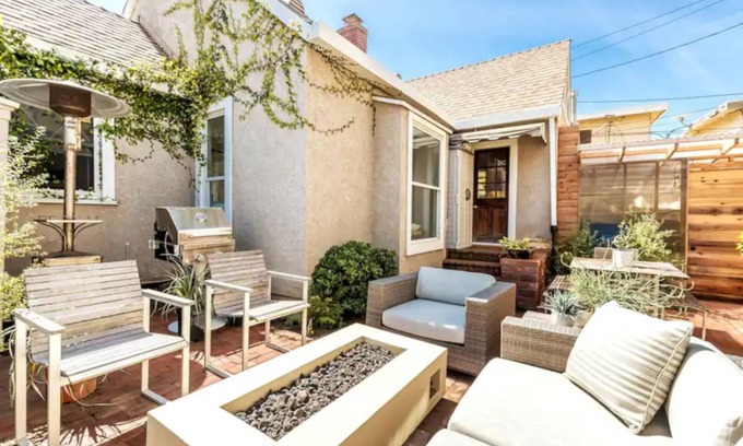 El Segundo House | 79 m² House ∙ 2 bedrooms ∙ 4 guests