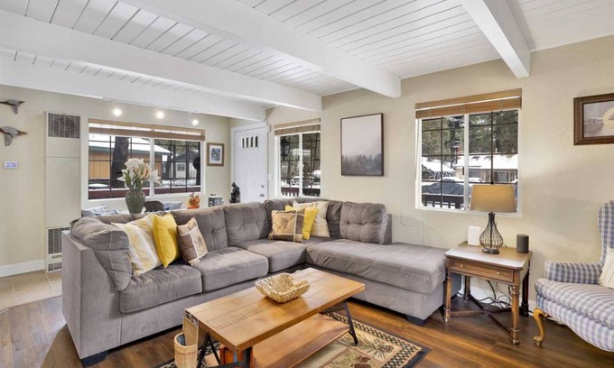Peter Pan Cabin | 88 m² Cabin ∙ 2 bedrooms ∙ 6 guests