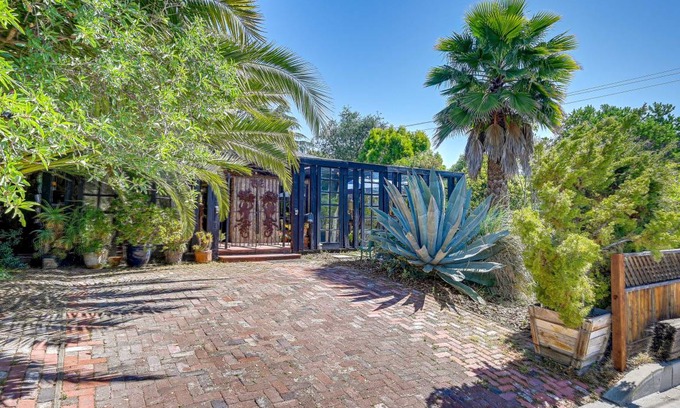 Benicia House | 92 m² House ∙ 3 bedrooms ∙ 6 guests