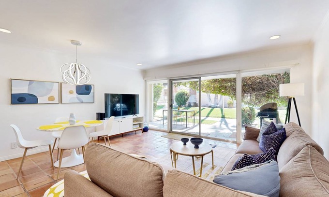 Araby Commons Apartment | 93 m² Apartment ∙ 2 bedrooms ∙ 4 guests