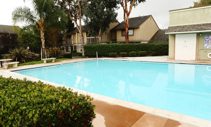 Hermosa Village Condo | 93 m² Condo ∙ 2 bedrooms ∙ 7 guests