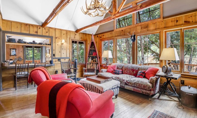 Idyllwild Cabin | 96 m² Cabin ∙ 3 bedrooms ∙ 5 guests
