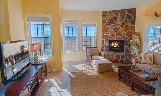 Balboa Peninsula Condo | A beach beauty, this exceptional upper unit is beaming with Balboa beach charm!
