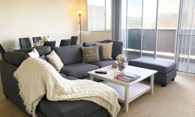 Sawtelle Apartment | Amazing Apartment in Santa Monica