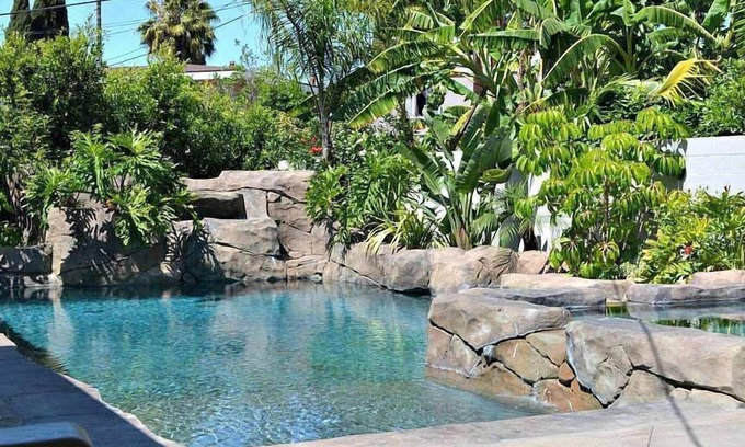 Southwest Anaheim House | Amazing Pool/Jac Home! 1/4-1/2 Mi 2Conv Ctr/Disney