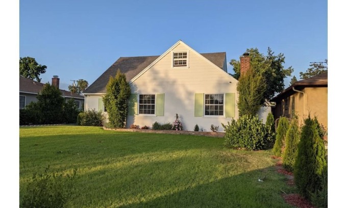 Temple City House | Amazingly large and ideally located home 5BDRM