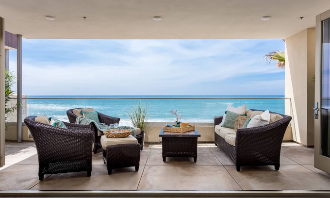 Townsite Condo | Beachfront Living on the Strand #206