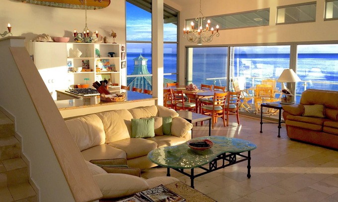 Western Malibu House | Beachfront stunning at the magnificent Western Malibu Cove