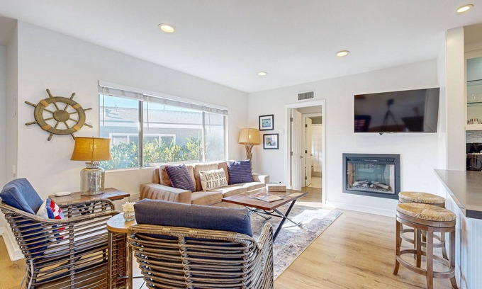 San Clemente Condo | Beachy & bright condo with fireplace & patio - easy walk to the beach