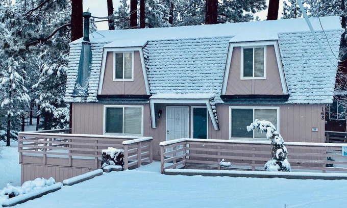 Fox Farm House | Bear Haus