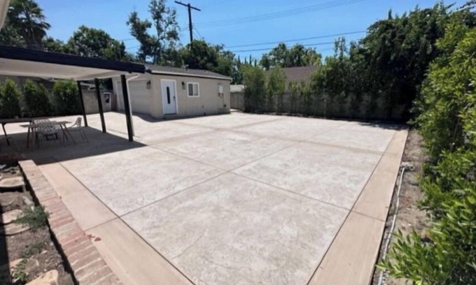 Chatsworth House | Beautiful fully remodeled home for you and the family to relax.