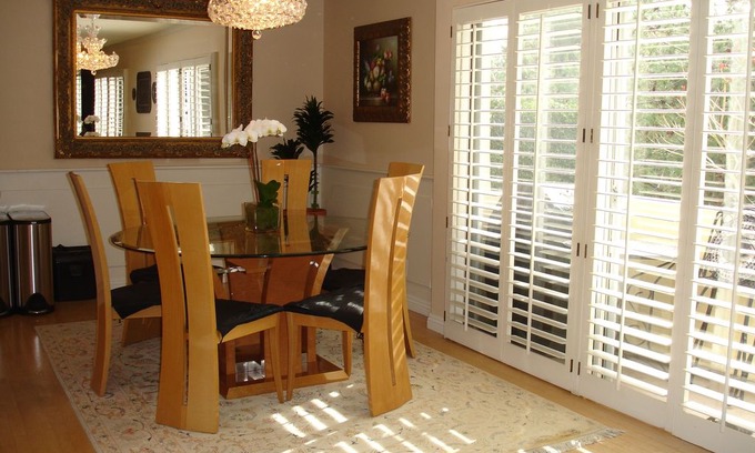 North of Wilshire Apartment | Beautiful Home in gorgeous Santa Monica