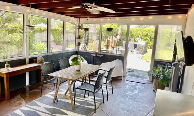 NoHo Arts District House | Beautiful Spacious Family Home in North Hollywood