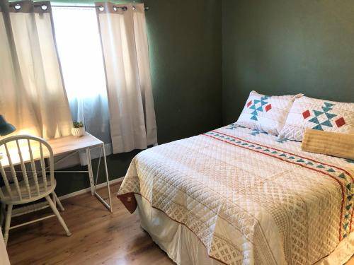 Hemet Bed & Breakfast | Bed and breakfast ∙ 3 guests