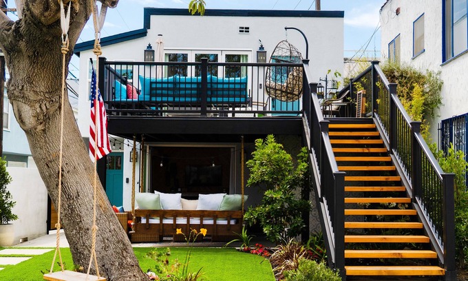 Belmont Shore Apartment | Belmont Shore BH - Unit B