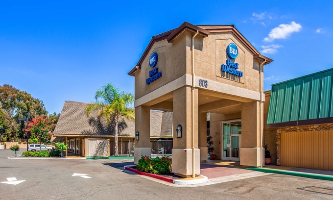 Danville Hotel | Best Western Danville Sycamore Inn