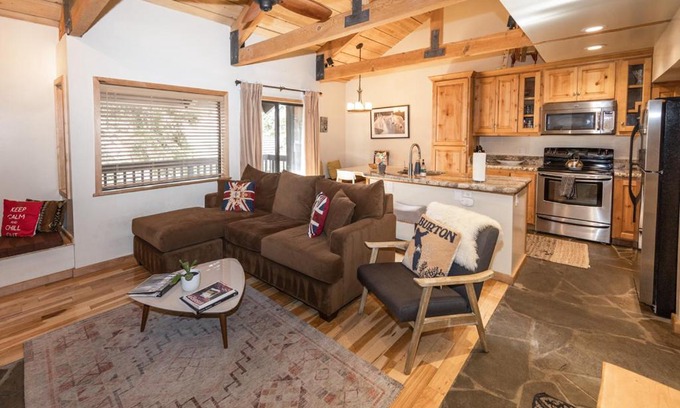 Mammoth Lakes House | Bigwood 52