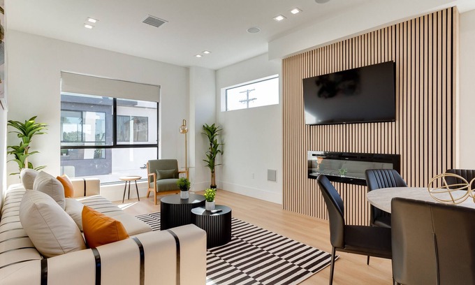 Mid City House | Brand New Modern 4 Bedroom House Pickfair Village