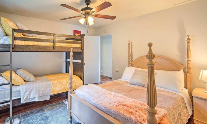 Crestline Cabin | Bright Crestline Cabin: < 1 Mi to Lake Gregory