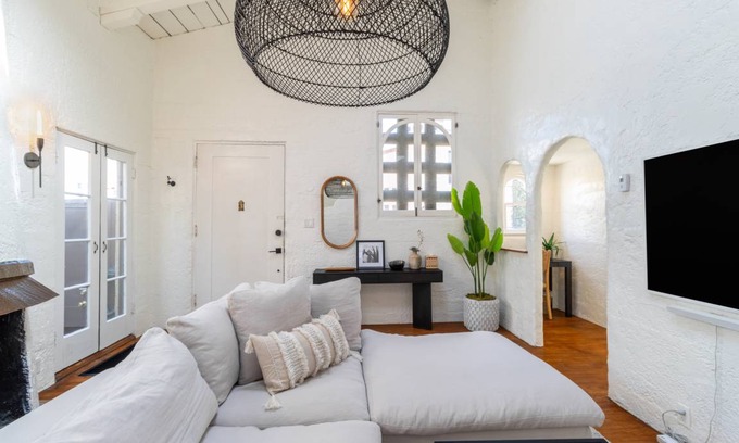 Lucerne - Higuera House | Bungalow ∙ 3 bedrooms ∙ 6 guests