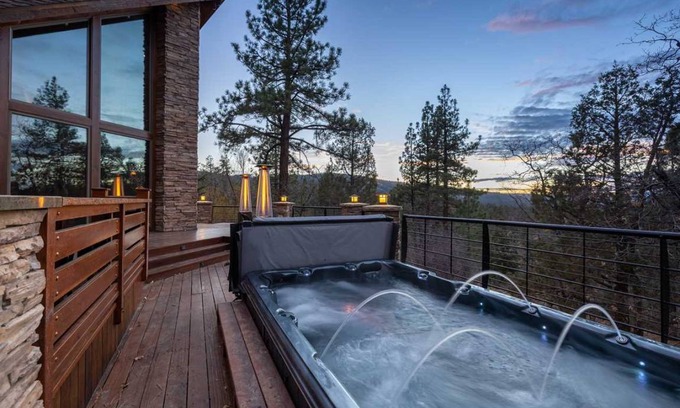 Upper Moonridge Cabin | Cabin ∙ 5 bedrooms ∙ 14 guests