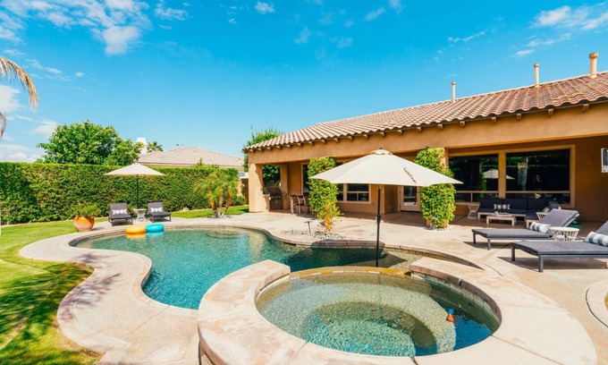 Rancho Santana House | Cascade - Desert Grove