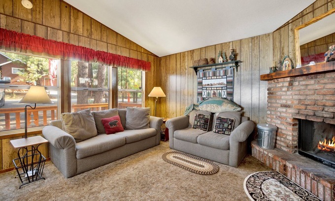 Big Bear Lake Cabin | Cedar Pines Retreat at Big Bear