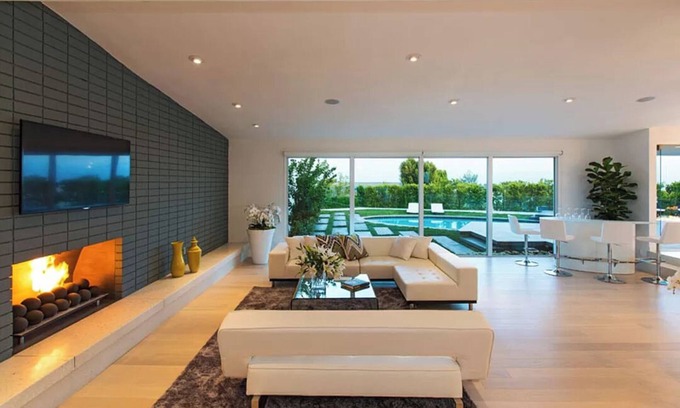 The Bird Streets Villa | Charming 3-bedroom villa with WiFi, AC in fabulous Los Angeles
