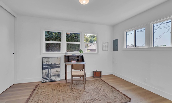 Inglewood House | Charming 4-bedroom house with WiFi and AC in brilliant Inglewood