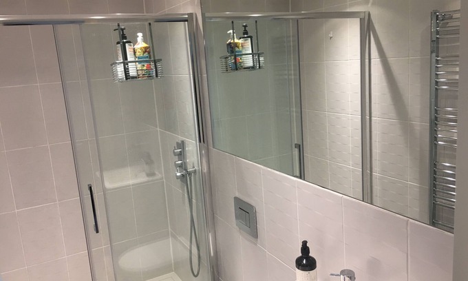 Camden Town House | Charming Camden Split level home in Central London