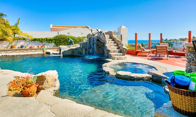 San Clemente House | CHRISTMAS BLOWOUT SPECIAL Dec-Jan ~ 599 wkdy/699 wknd ~No other discounts apply!