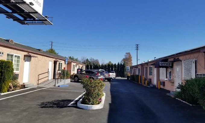 Van Nuys Hotel | Cinema motel